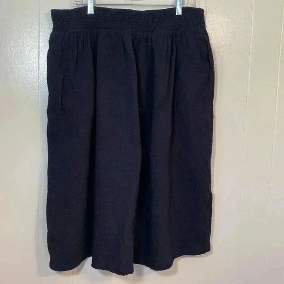 Black Coldwater Creek Midi Sloughed Cotton Button Front Skirt in Size Petite XL. - Picture 2 of 8